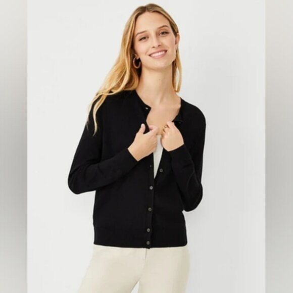 Ann Taylor Buttoned Cardigan Sweater Cotton Knit Crew Neck Womens Medium Black - Picture 1 of 10
